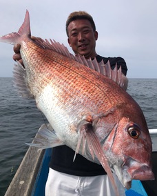 マダイ　大鯛•型物連発！！！