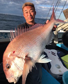マダイ　大鯛•型物連発！！